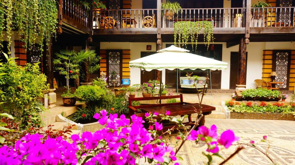 Lijiang Wangjia Courtyard Inn Εξωτερικό φωτογραφία