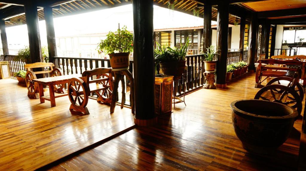 Lijiang Wangjia Courtyard Inn Εξωτερικό φωτογραφία