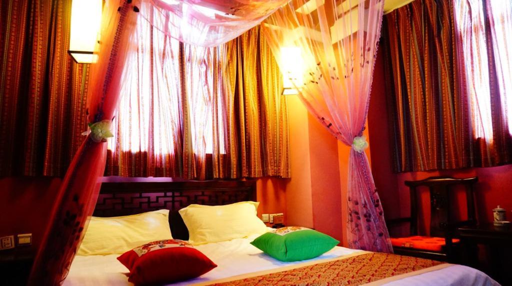 Lijiang Wangjia Courtyard Inn Δωμάτιο φωτογραφία